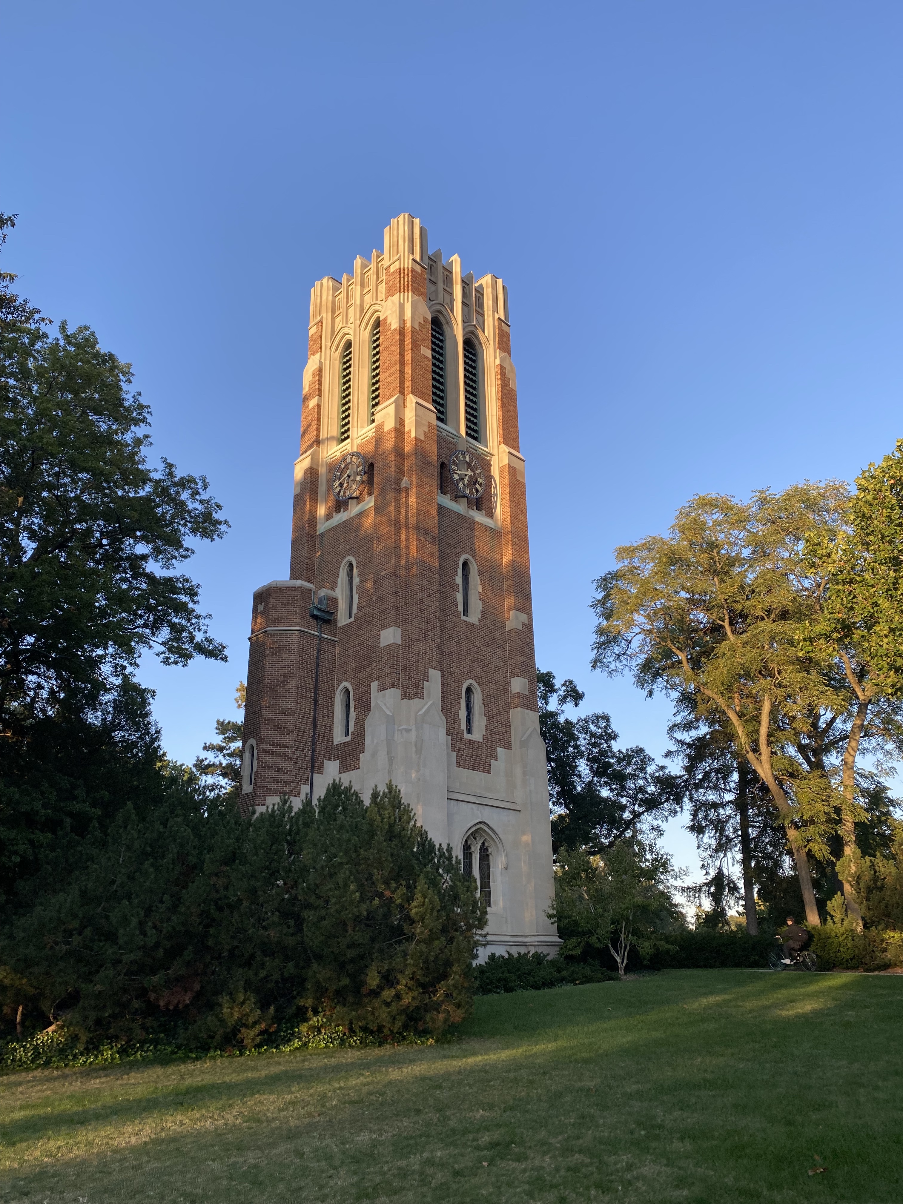 Image shows Beaumont Tower in the sunlight
